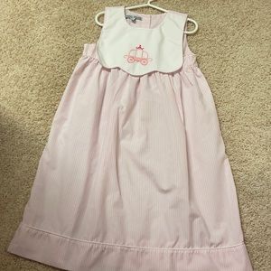 Embroidered dress 👸🏼